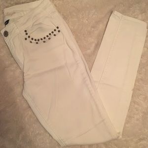 American Eagle Outfitters skinny jeans